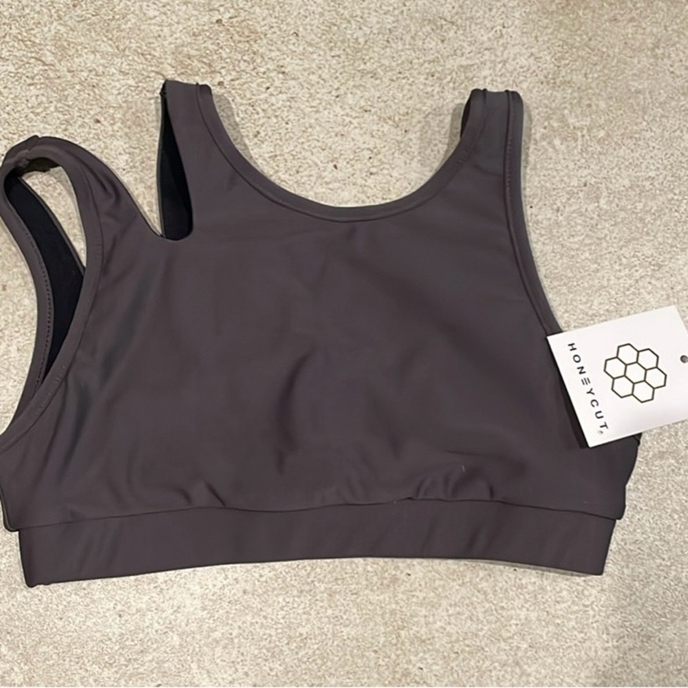 Gray Seamless Sports Bra with Wide Straps